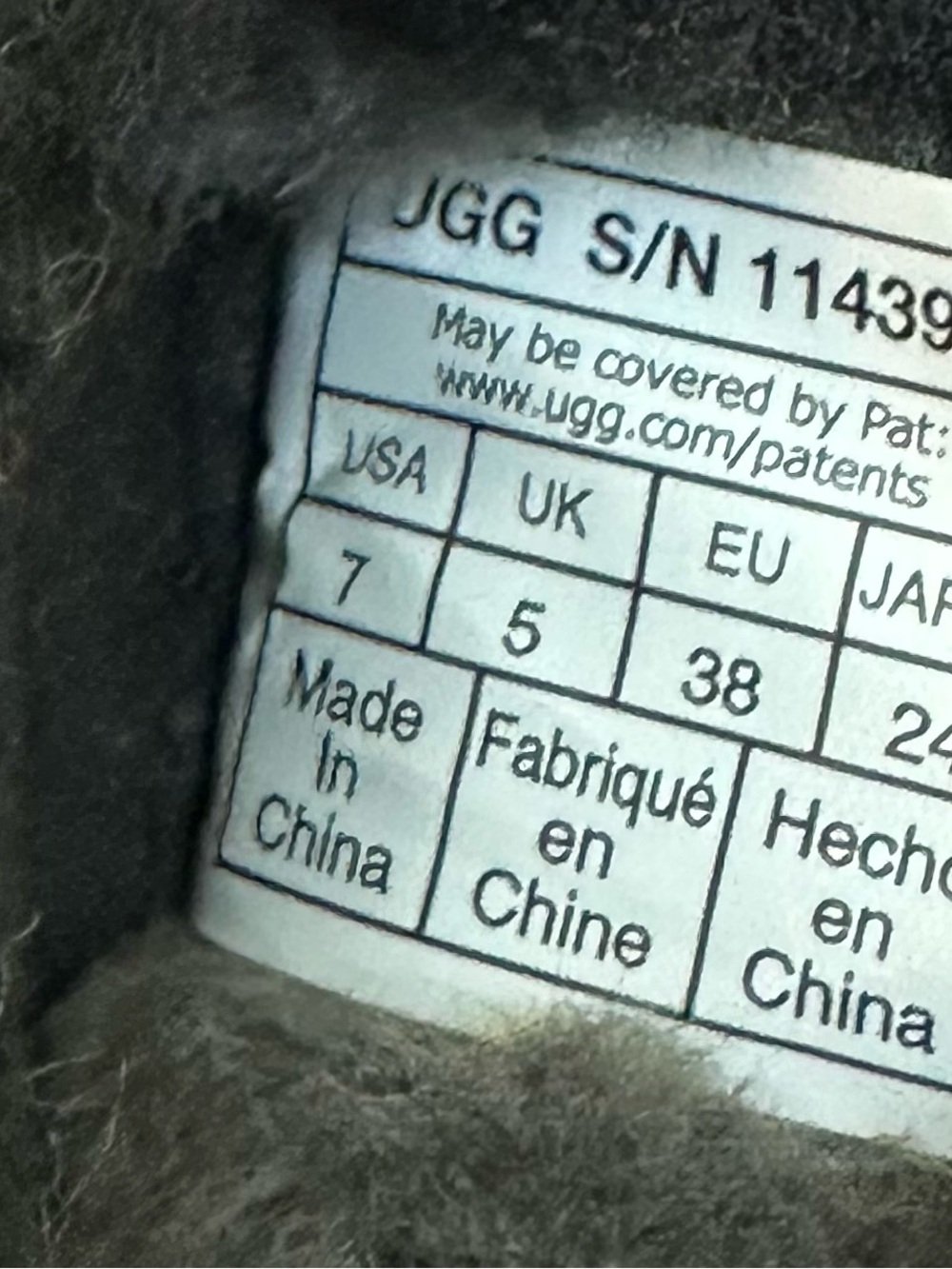 UGG Black Sherpa Toggle Slip-On Slippers - Picture 6 of 6